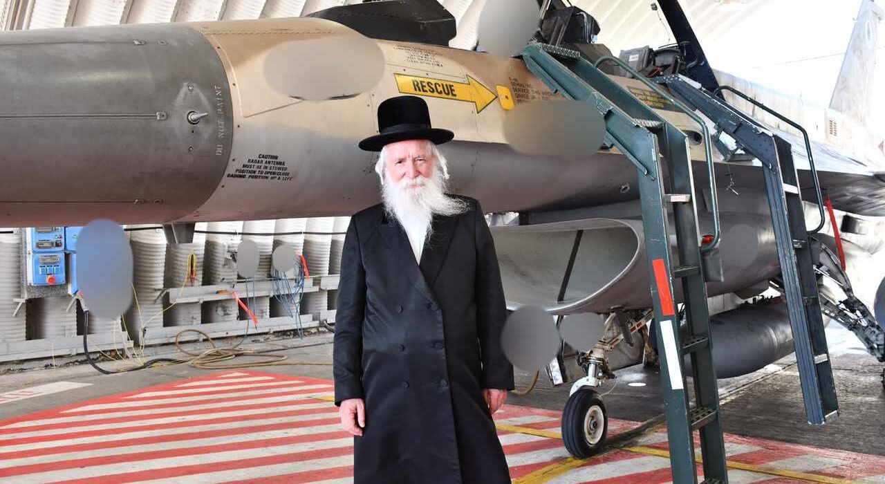 הרב ומטוס F16