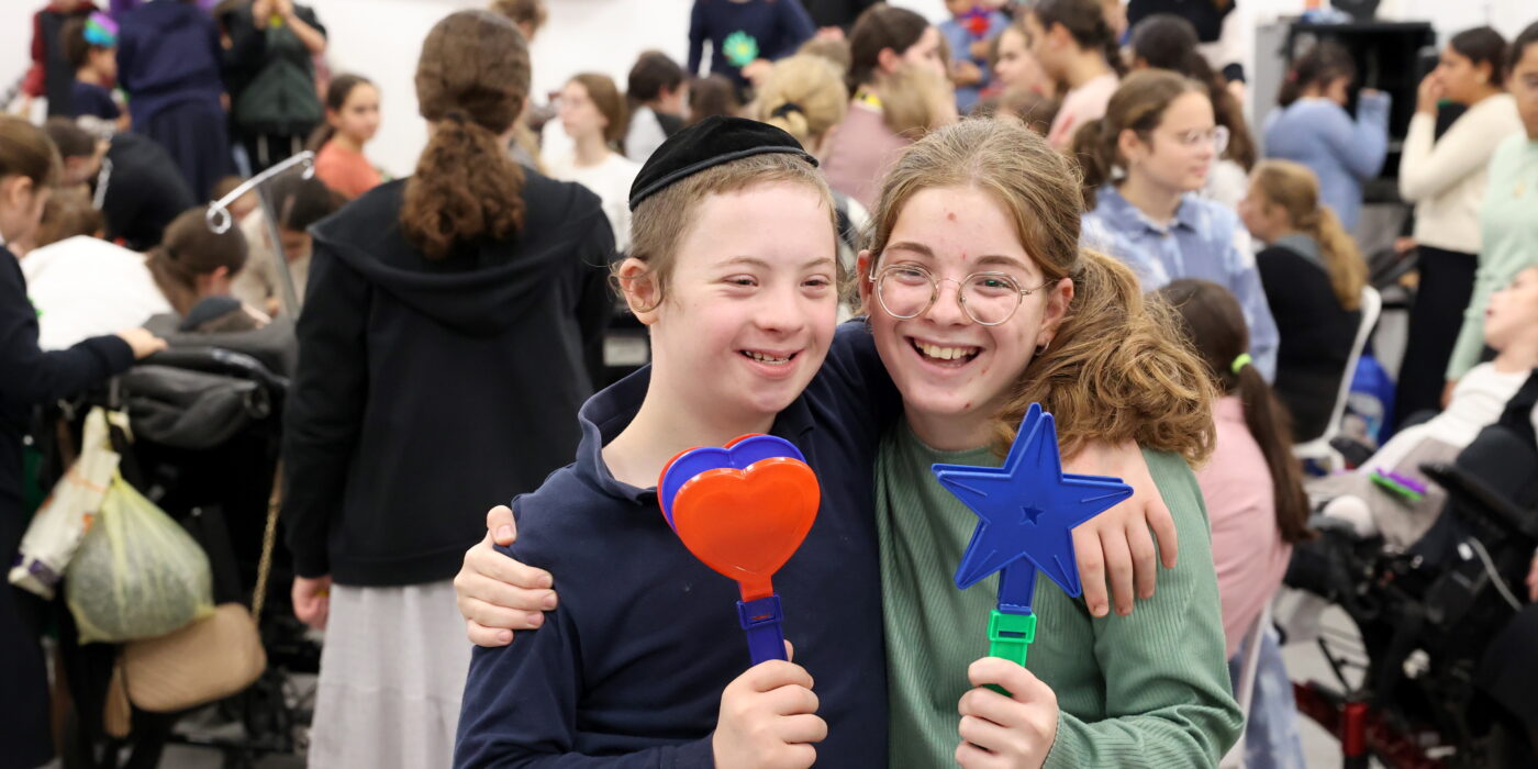 ילדים עם צרכים מיוחדים בקייטנת מגדל אור